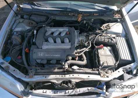 2002 Honda Accord 3.0 Ex from USA, damaged, VIN 1HGCG165X2A081430